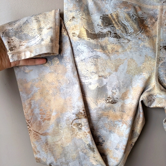 Athleta Elation Gilded Tight - Picture 6 of 14